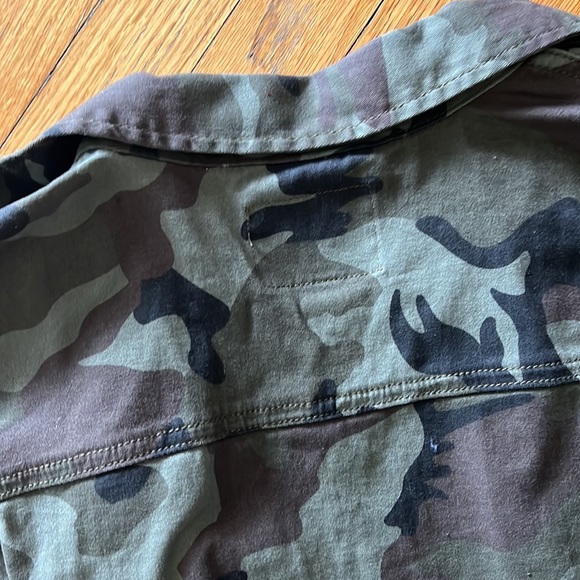 FLASH SALE NWT Sanctuary army, print jacket - Picture 11 of 11
